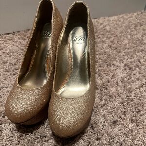 SM New York glitter wedges